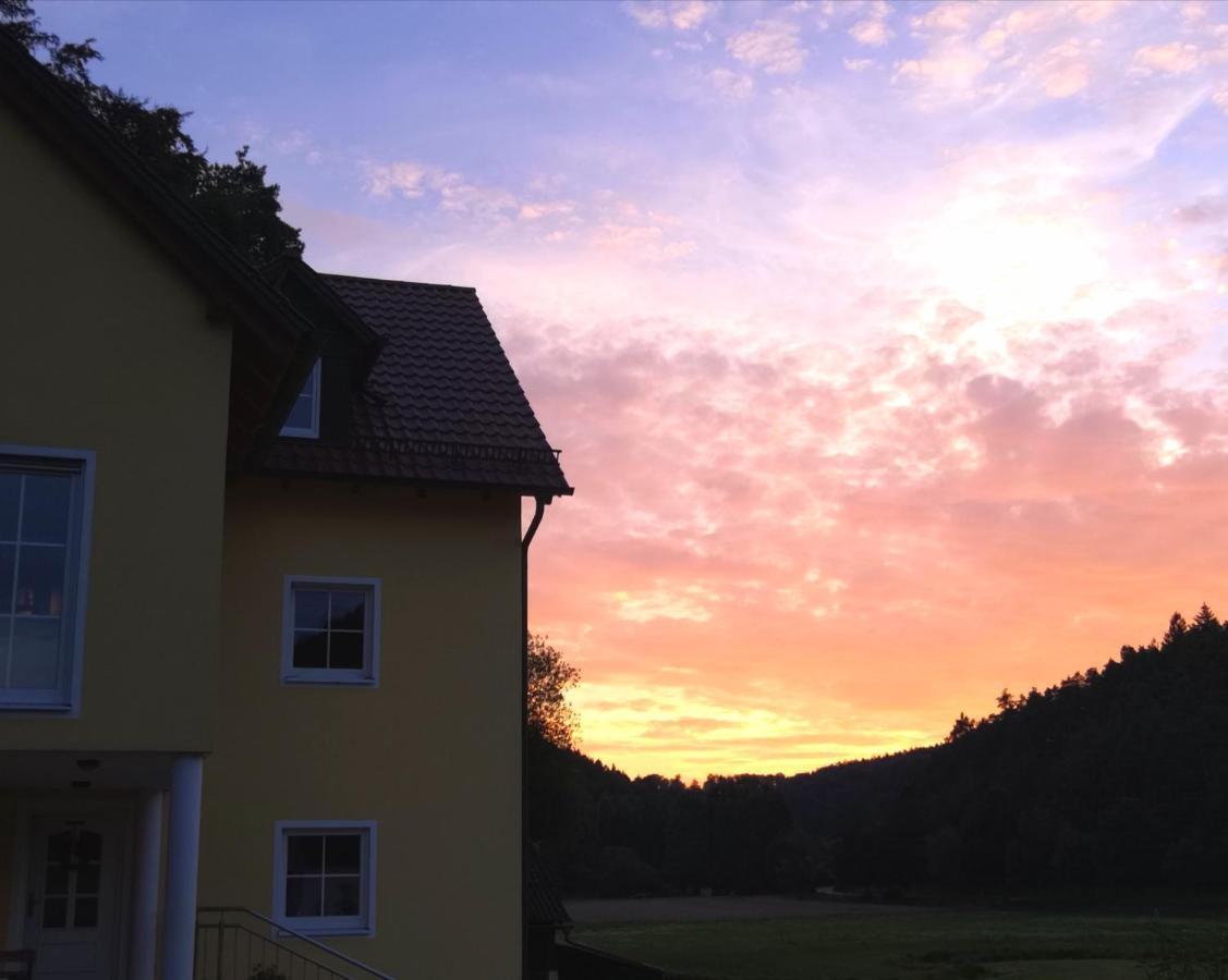 Deuerling Ferienhaus Am Bach Mit Grossem Garten מראה חיצוני תמונה